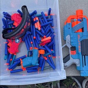 3 mini nerf guns and 1 nerf guns; with a ton of nerfs (goggles not included)
